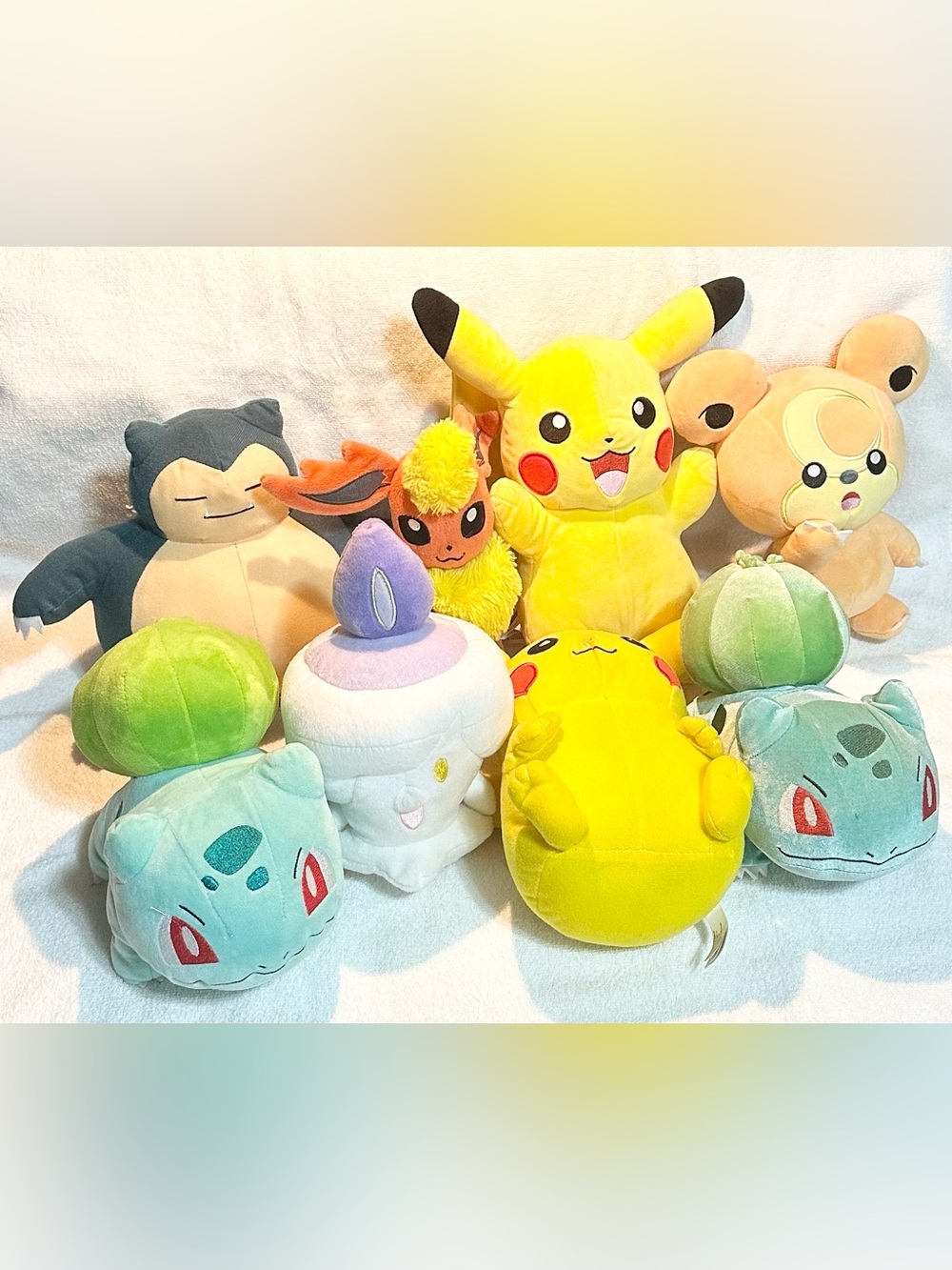 Pokémon plush lot pikachu flareon snorlax litwick bulbasaur teddiursa